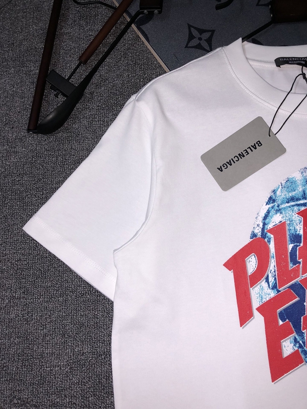 ブランドTシャツ細部ディテール